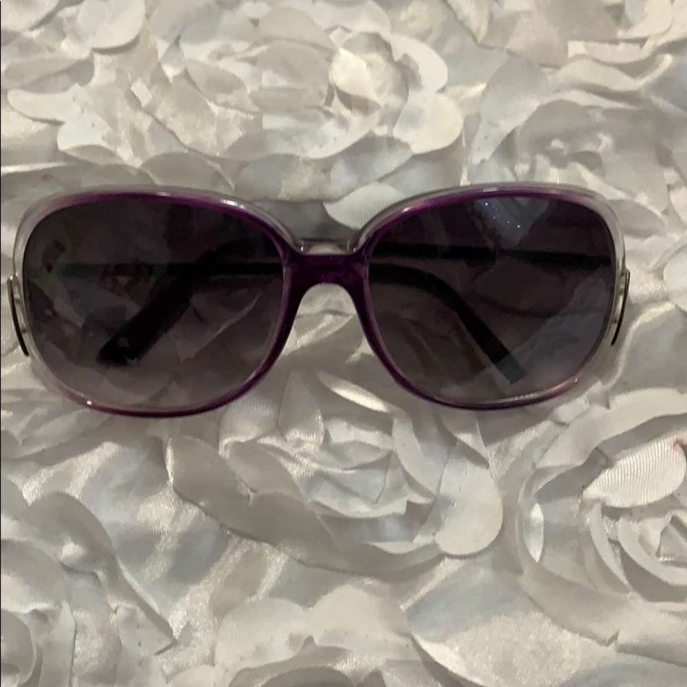 Purple and clear ombré sunglasses